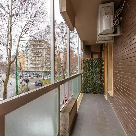 Apartman Duomo Stylish Double Near Metro Milánó