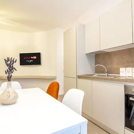 Duomo Stylish Double Near Metro Apartman Milánó